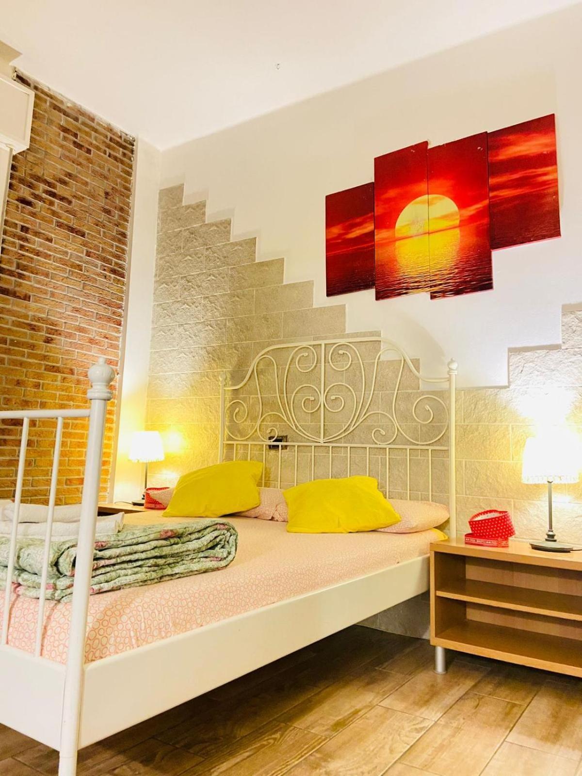 Europe Station Rooms بارما المظهر الخارجي الصورة
