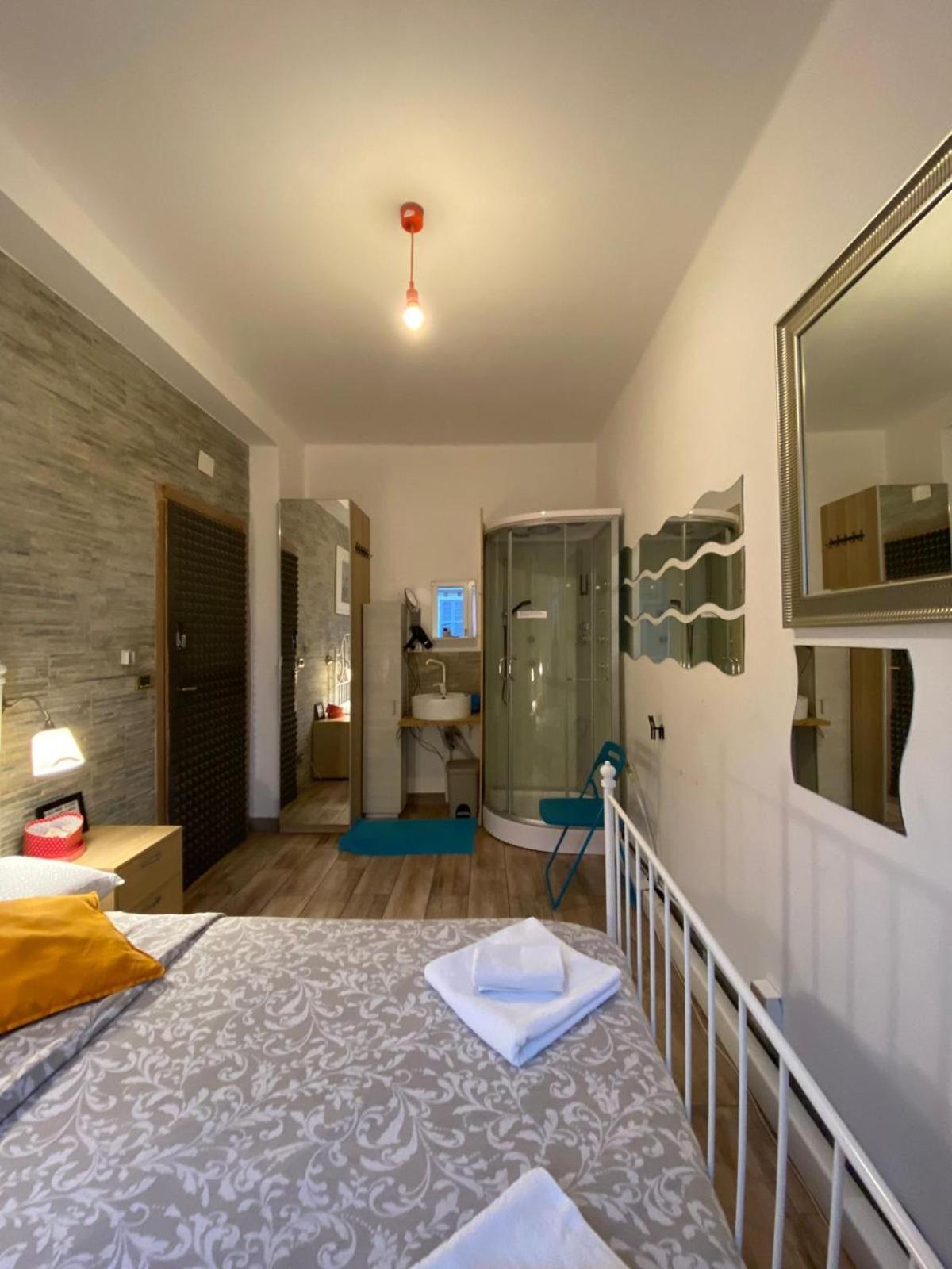 Europe Station Rooms بارما المظهر الخارجي الصورة